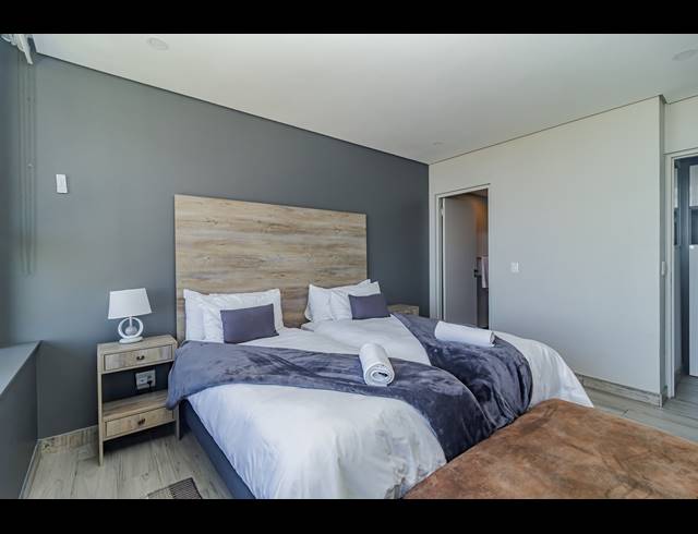 2 BEDROOM APARTMENT FOR SALE IN UMHLANGA RIDGE